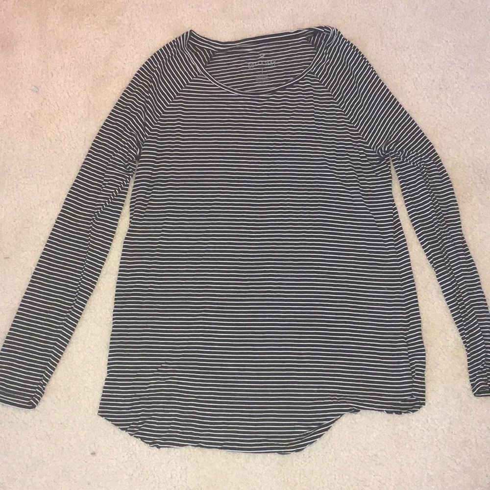Long Sleeve Stripped Shirt